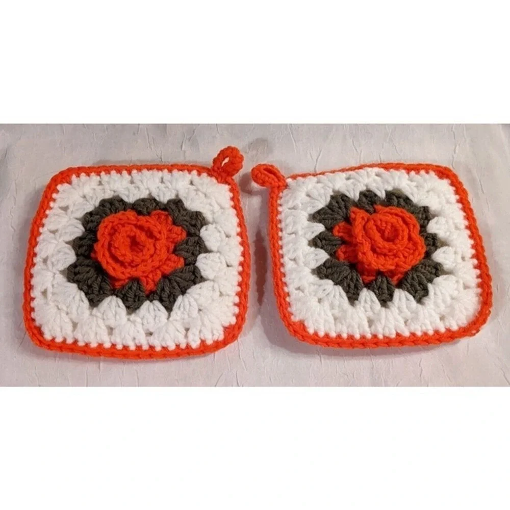 Crocheted Pot Holders Roses Flowers Boho Handmade Orange Decorative MCM Vtg Home